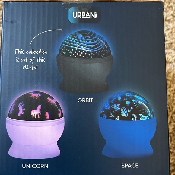 NIB Urban shop orbit LED projector - Picture 4 of 4
